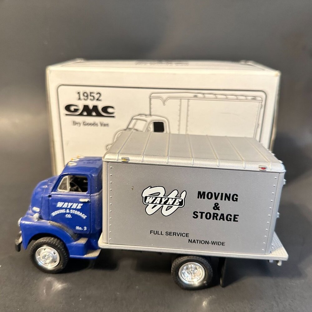 1952 GMC Die Cast 1:34 Wayne Dry Goods Van